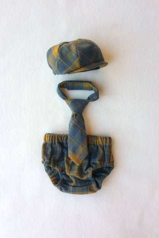 Blue Green Plaid Outfit