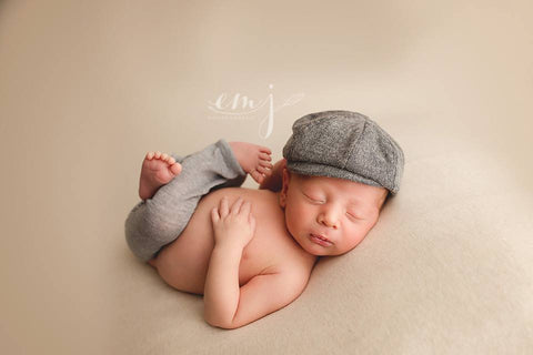 Newsboy Hat in Gray Herringbone